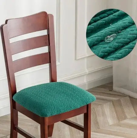 Conjunto Capa de Cadeiras Feitas em Lã